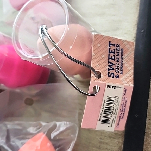 Makeup Blending Sponges - Ulta, Claire's, Brand New Never Used - Various sizes - Picture 3 of 7